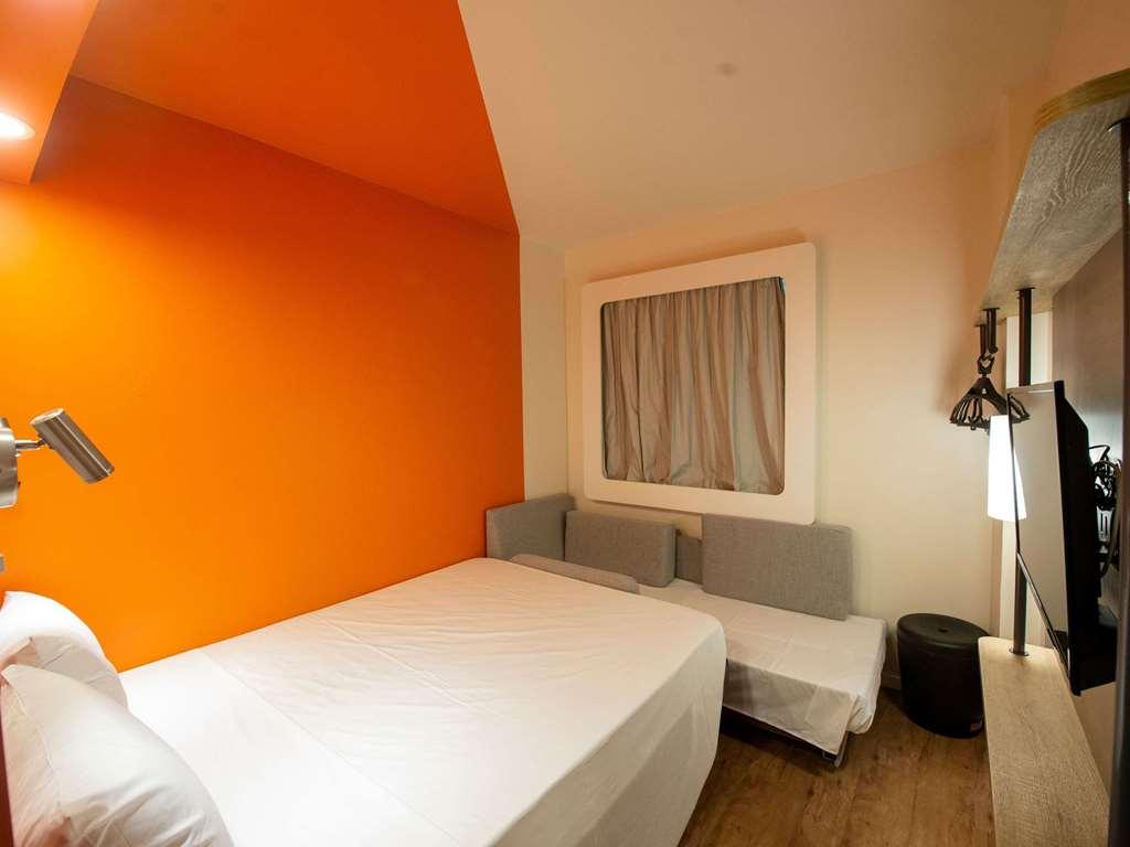 ז'אבואטו דוס גוארראפס Ibis Budget Recife Jaboatao חדר תמונה