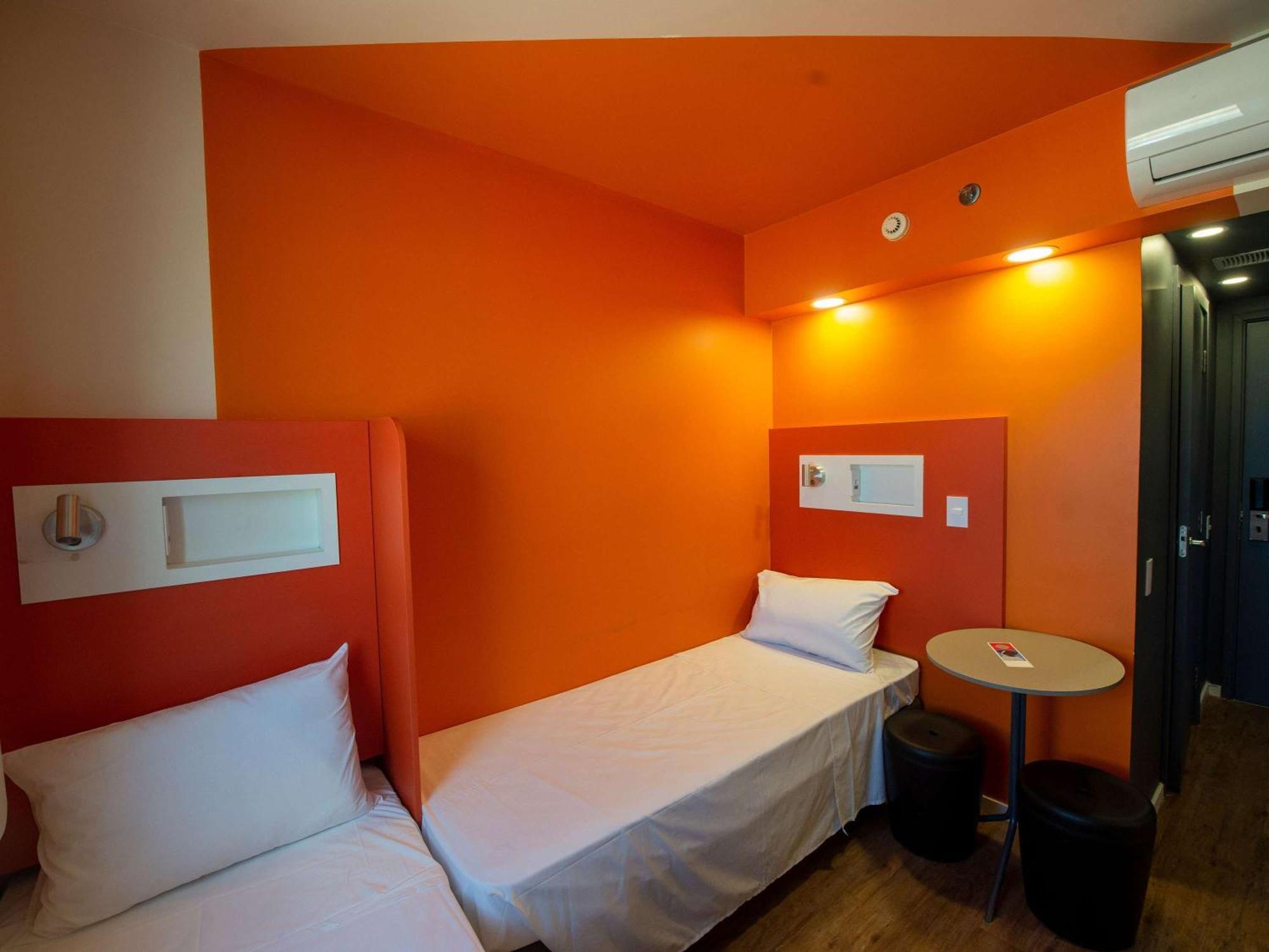 ז'אבואטו דוס גוארראפס Ibis Budget Recife Jaboatao מראה חיצוני תמונה